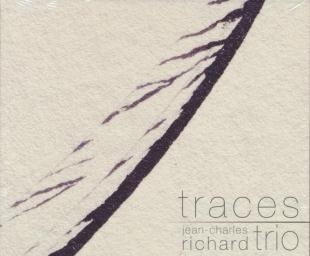 Affiche du document Traces