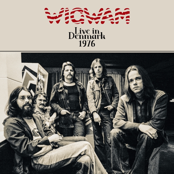 Affiche du document Live in Denmark 1976