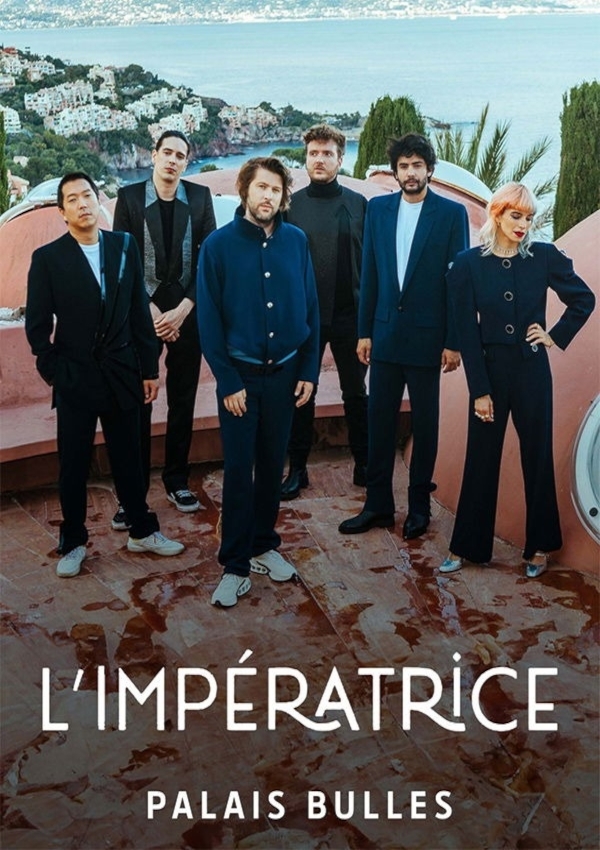Affiche du document Impératrice au Palais Bulles (L')