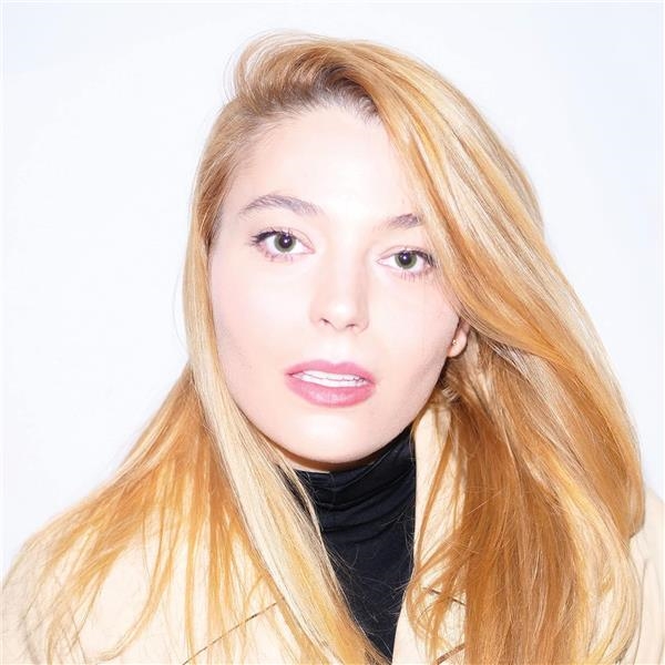 999 | Santa (1977-....). Chanteur