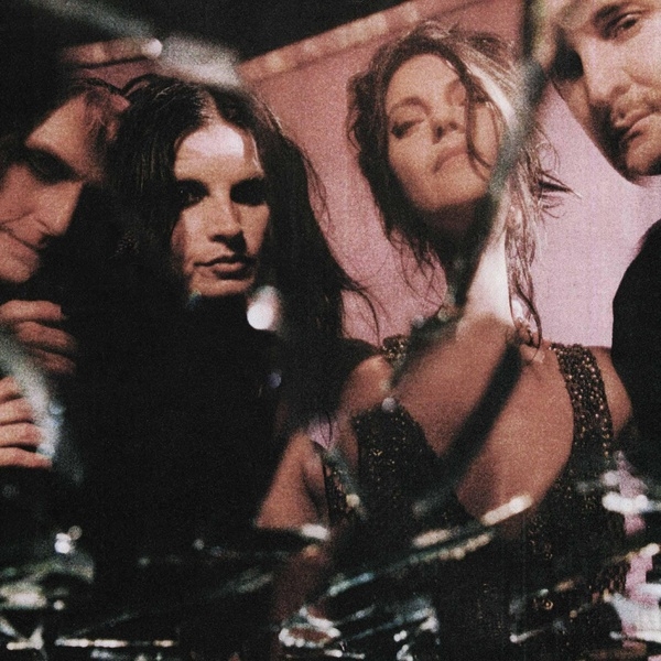 Sharon Van Etten & the Attachment Theory | Van Etten, Sharon (19..-)