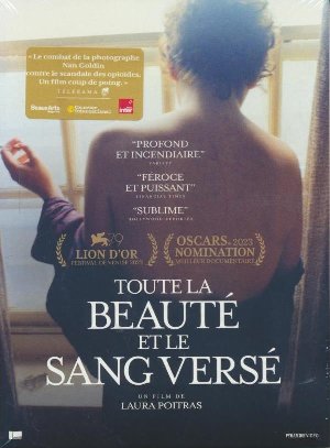 Toute la beauté et le sang versé / Laura Poitras, réalisateur | Poitras, Laura. Réalisateur